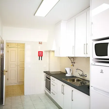 Peniche's Blue & Yellow ペニシェ