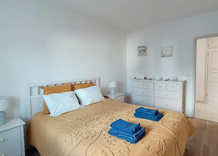 公寓 Peniche's Blue & Yellow *