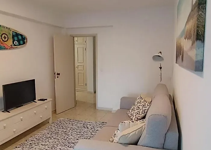 Peniche's Blue & Yellow 公寓 佩尼契